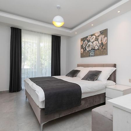 Nadija Apartmani Porec Luaran gambar